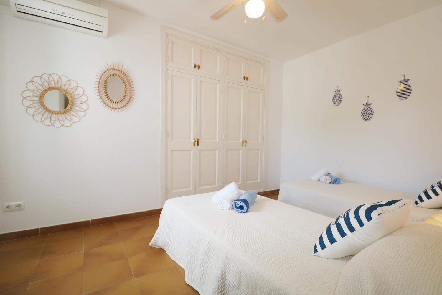 Villa Las Marinas - 3, Con Piscina Privada Y A 5 Minutos De La Playa بونتا غروسا الغرفة الصورة